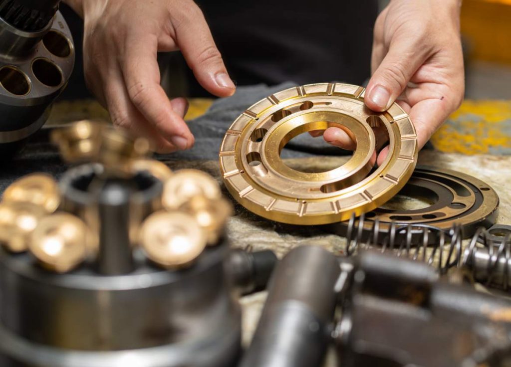 ۵ نکته طلایی برای افزایش عمر پمپ‌های هیدرولیک صنعتی